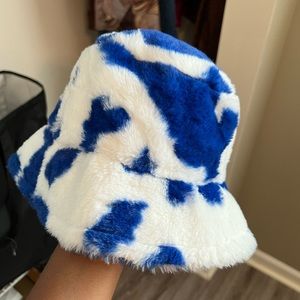 fur bucket hat